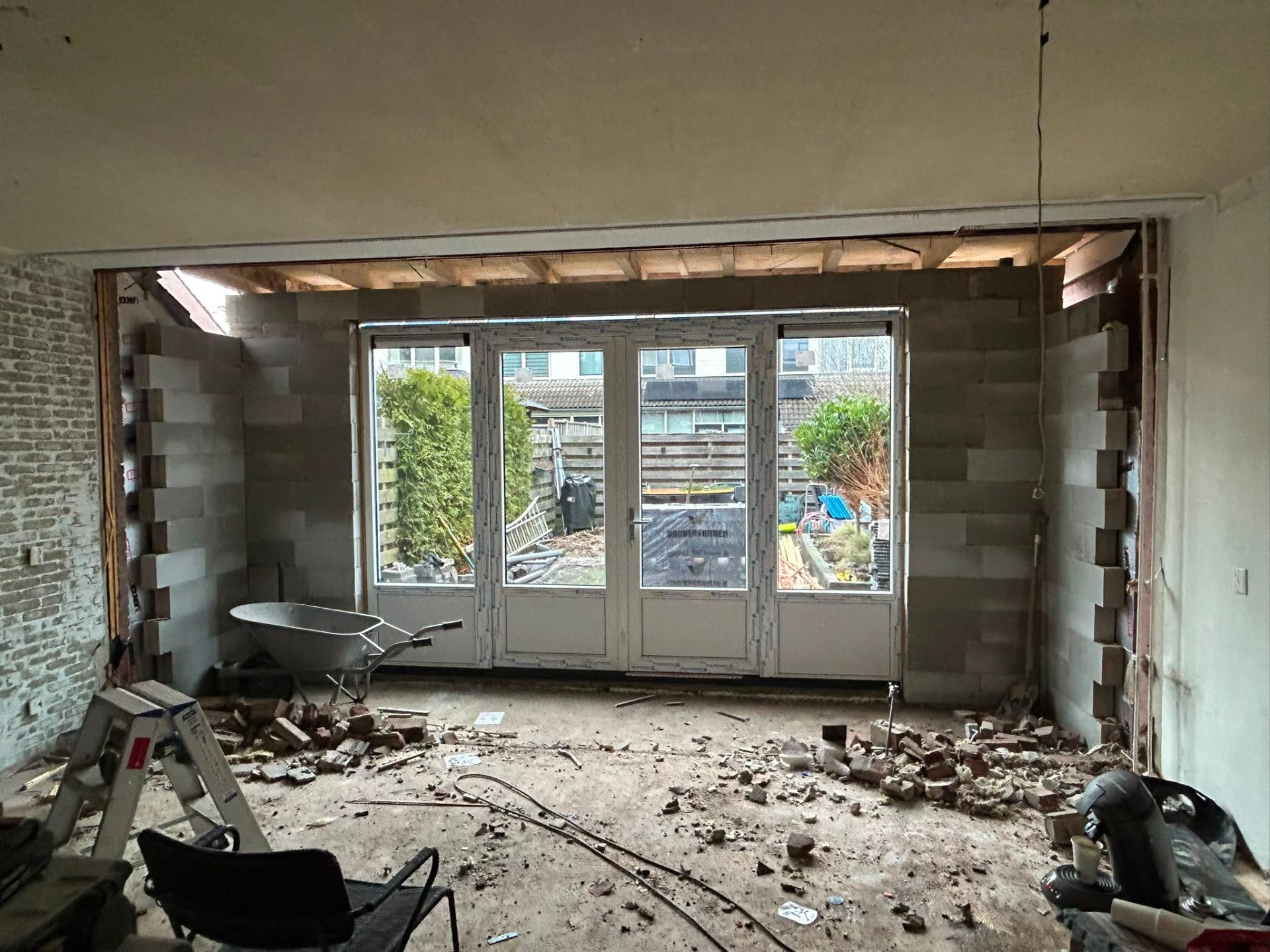 Uitbouw Baalder — sloopwerk en doorbraak woonkamer